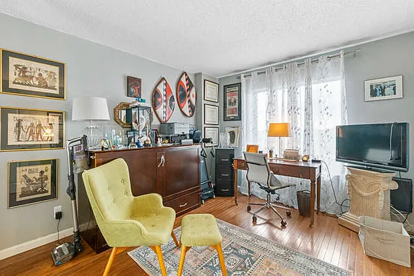 Rented by Daniel Gale Sotheby's International Realty | media 41