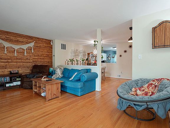 2nd image of 5622 Gosling Ct