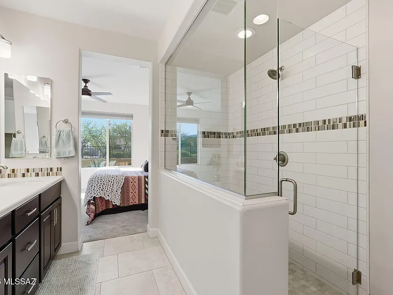 61295 E Flint Dr — Photo 32