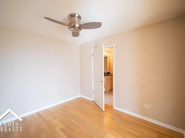 1640 Maple Ave #1208 — Photo 6