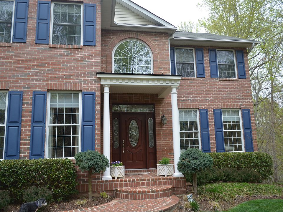 Brick entryway and sidewalk