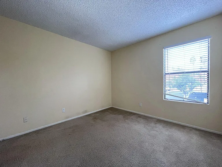 9489 Fairgrove Ln #202 — Photo 25