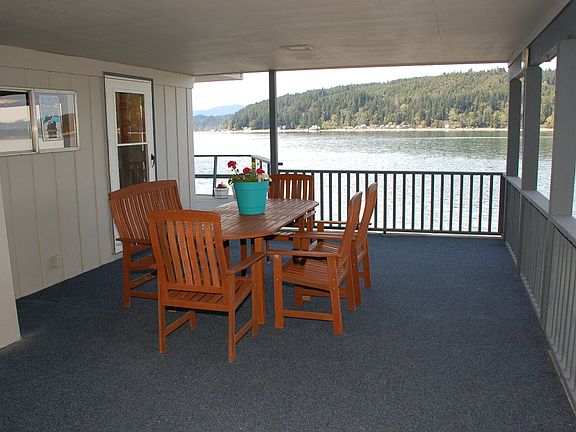 Covered deck perfect for year-round entertaining