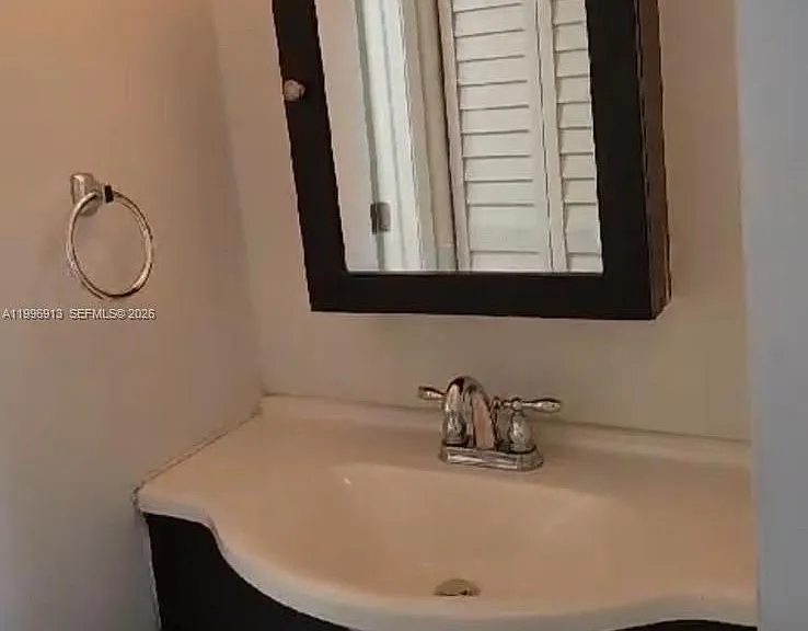 2350 NE 135th St #308 — Photo 11