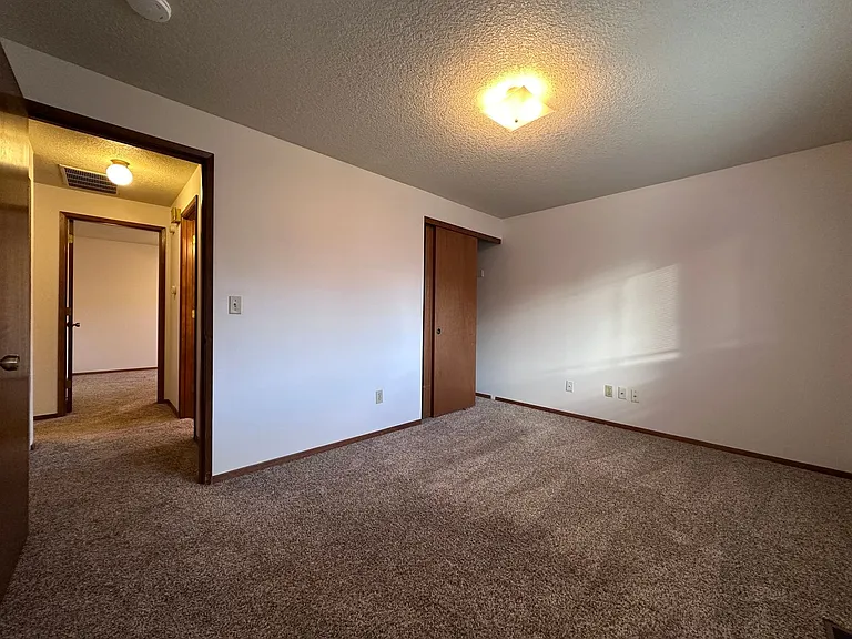 3417 SE 11th St — Photo 9