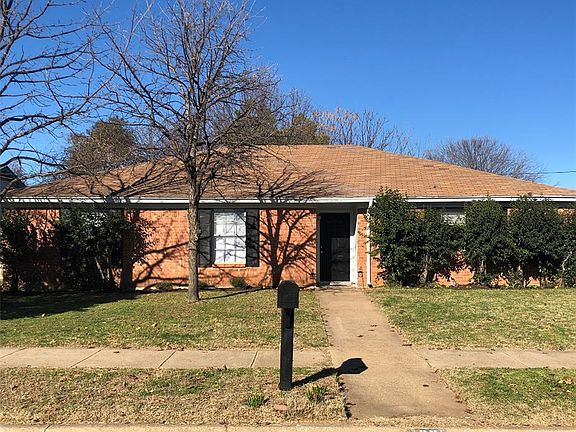 2nd image of 4301 Gentle Springs Dr