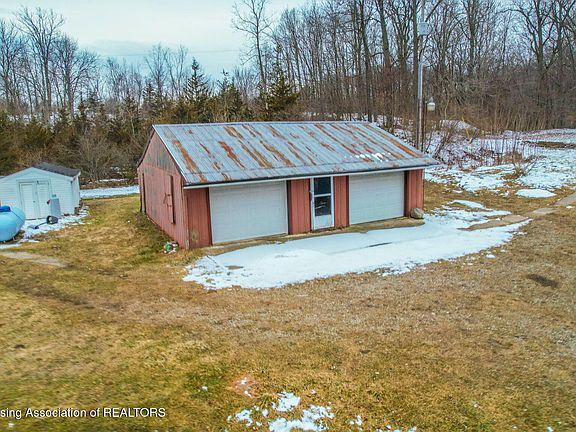 4th image of 9304-9306 Parkhurst Hwy