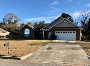 106 Clearview Dr, Enterprise, AL 36330
