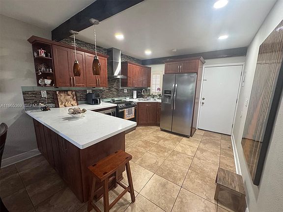 2nd image of 5500 SW 77th Ct APT 305