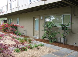 12680 Viscaino Rd, Los Altos Hills, CA 94022