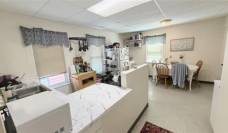 41 Burnside Ave #2 — Photo 14