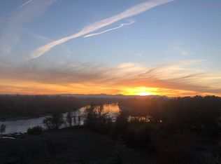 6436 Clear View Dr, Anderson, CA 96007