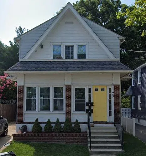123 E Franklin Ave #1 Photo 1