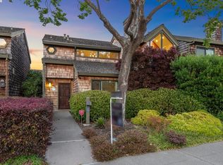 817 Harbor Rd, Alameda, CA 94502