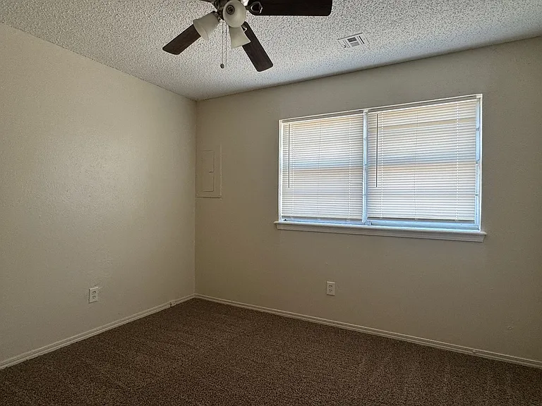 6709 SW Beta Ave — Photo 7