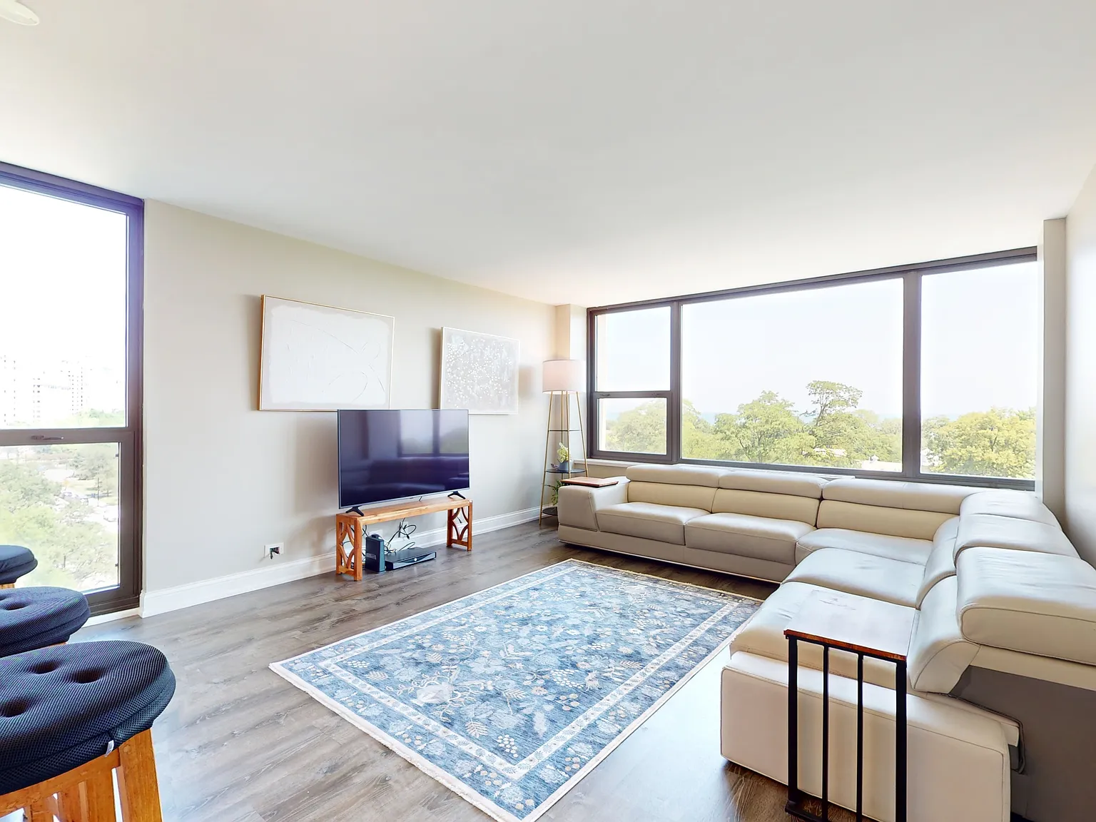 1 bed, 800 sqft, $2,800 — Photo 3