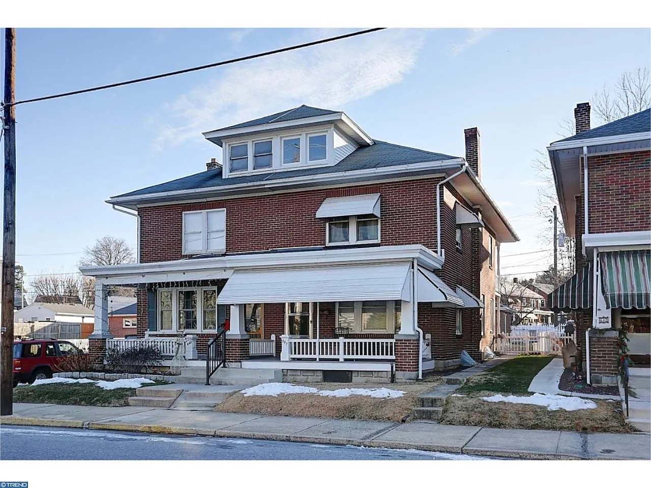447 N State St photo 1