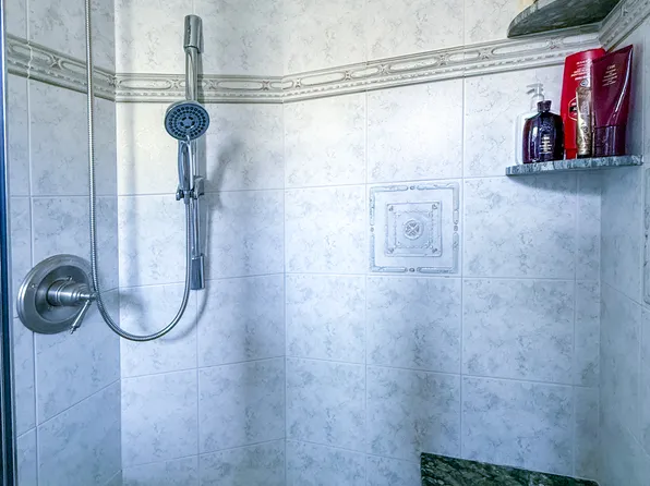 138-35 11th Avenue image 37 of 51