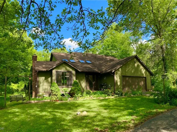 3790 New Milford Rd, Rootstown, OH 44272