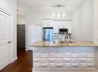 4070 Confederation Pkwy #301, Mississauga, ON L5B 0E9