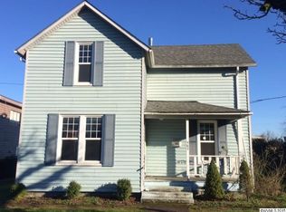 562 SW Levens St, Dallas, OR 97338