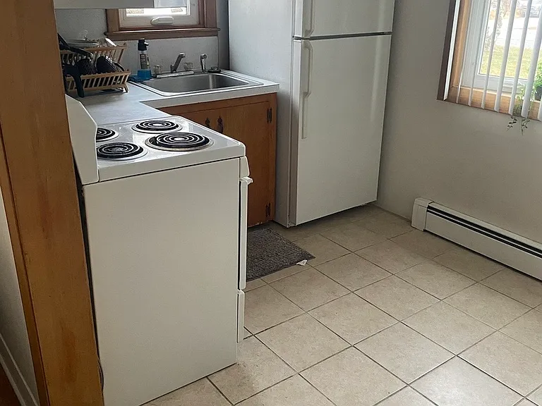 2889 Pawtucket Ave #1R — Photo 5
