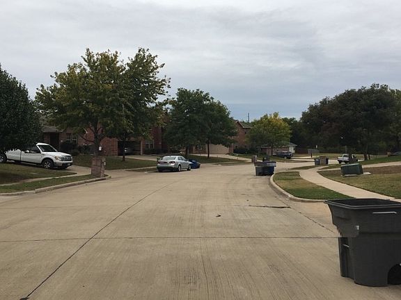 5th image of 928 Silver Sage Dr