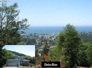 16951 Crown Terrace Rd, Brookings, OR 97415