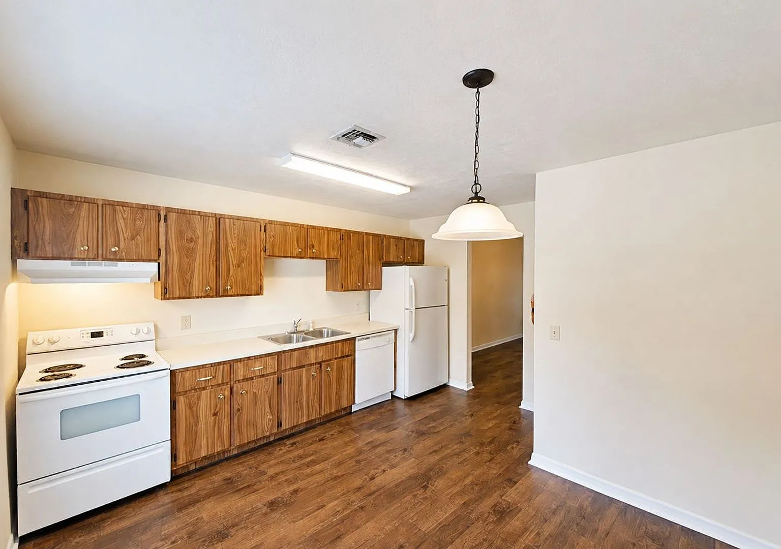 Pennick Landing Apartments West — Photo 3