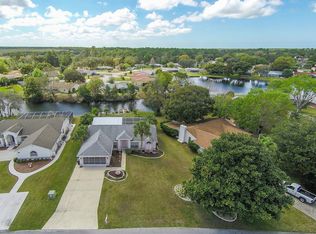8010 Roxburgh Ct, Weeki Wachee, FL 34613
