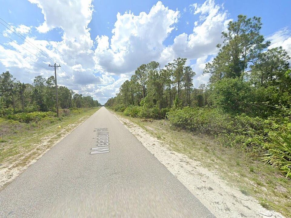2nd image of 2824 Meadow Road