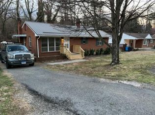 5054 Northwood Dr NW, Roanoke, VA 24017