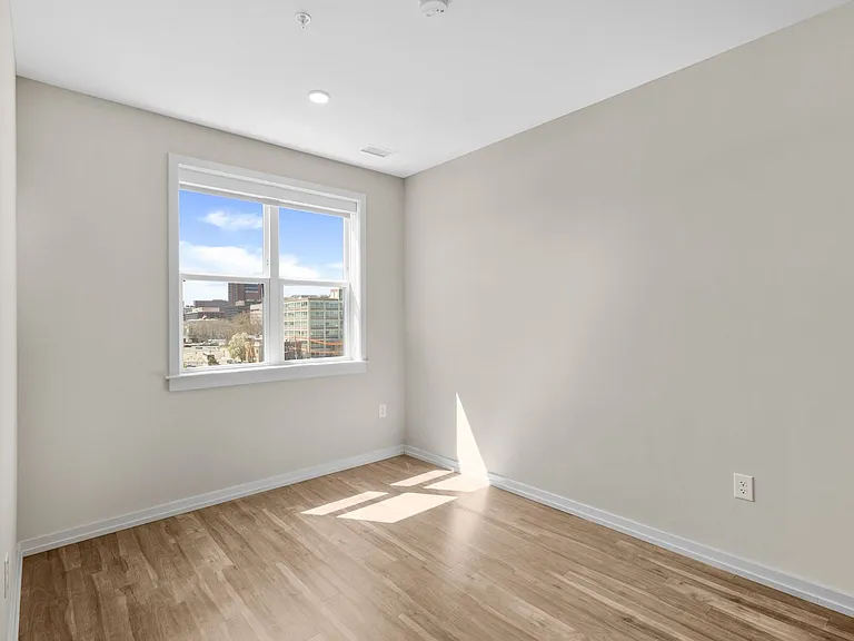 The Keystone Apartments — Photo 107