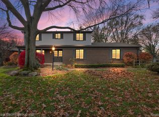 2502 24 Mile Rd, Shelby Township, MI 48316