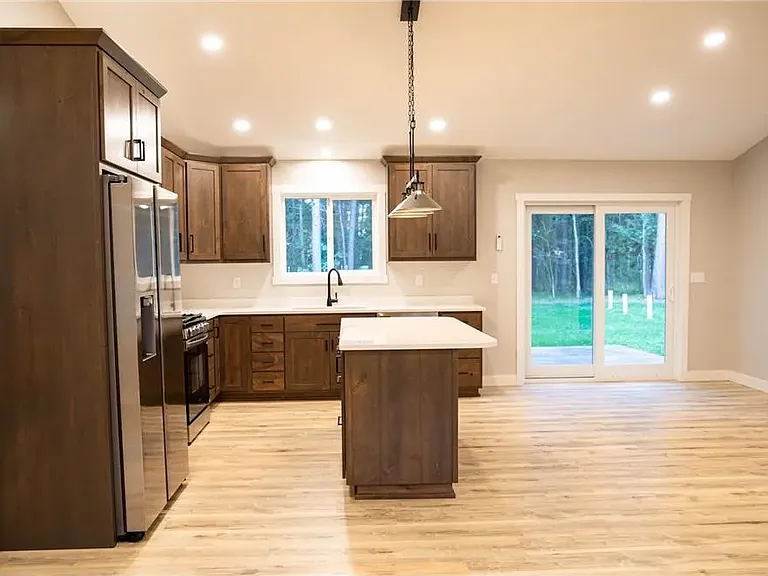 15518 Explorer Cir — Photo 9