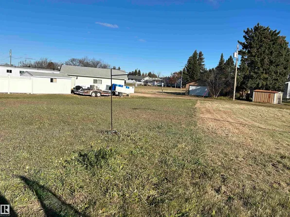 414 Namepi Cres, Thorhild County, AB T0A 3J0