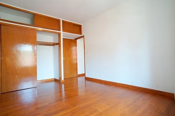 Rented by Compass | media 19