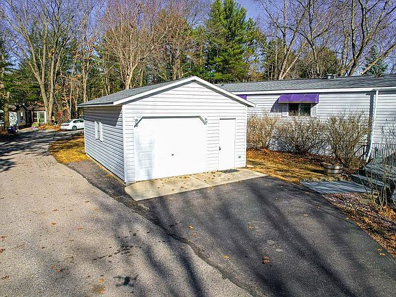 4th image of 118 Deer Path #118