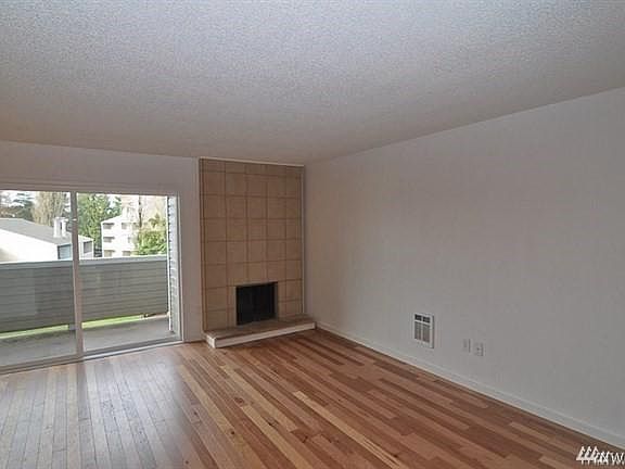 2nd image of 12450 NE 130th Ct APT F304