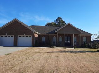 220 Oldenburg Dr, Killen, AL 35645