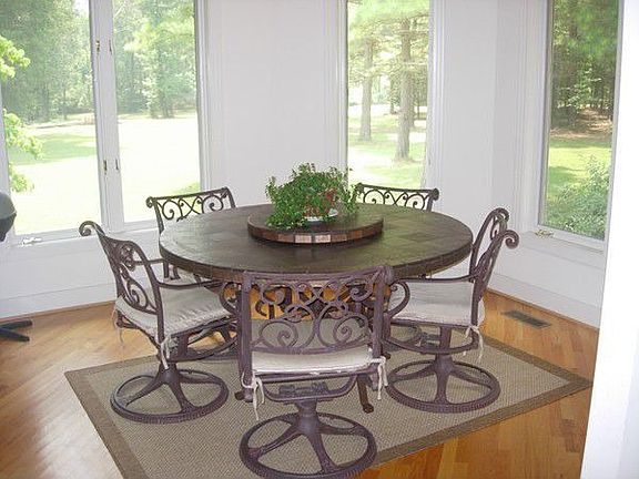 Breakfast Rm