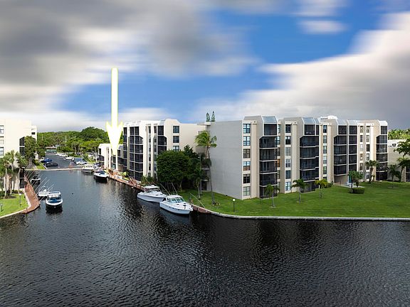 2nd image of 8 Royal Palm Way #2050