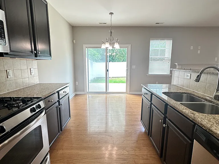 821 Nanny Reams Ln — Photo 13