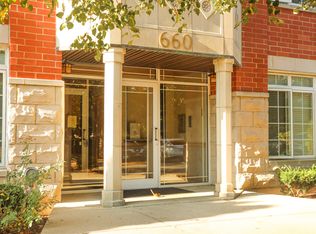 660 McHenry Rd APT 204, Wheeling, IL 60090