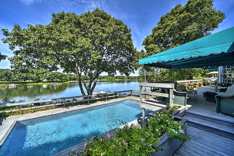 46 Midway Rd South, Shelter Island, NY 11964 | Out East