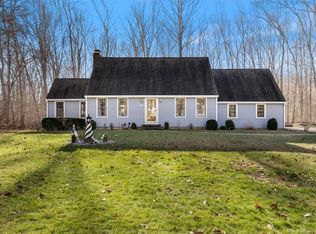 88 Mares Hill Rd, Ivoryton, CT 06442