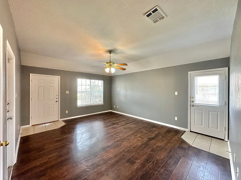 1501 Cinch Dr — Photo 5