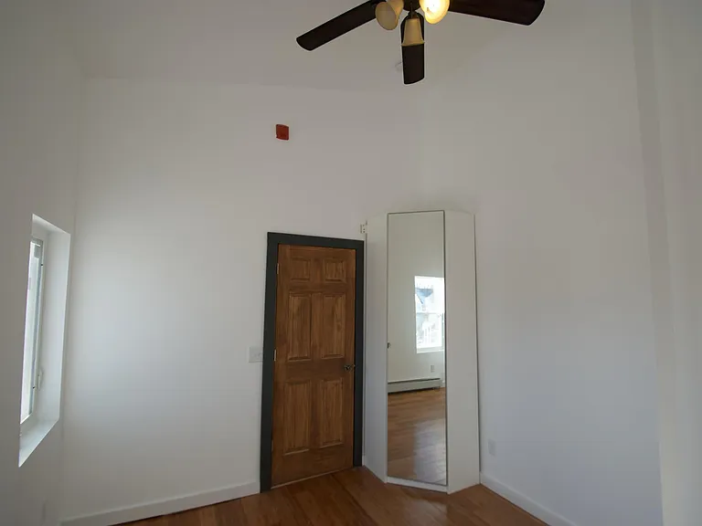 25 E 26th St #3 — Photo 13