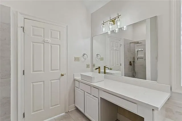 212 Oak Point Dr — Photo 12