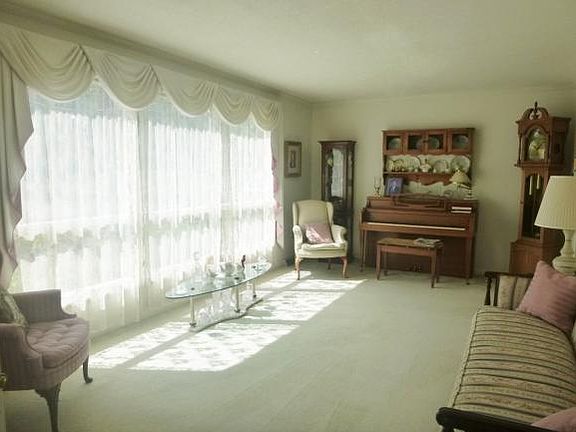 2nd image of 2109 Southcote Dr